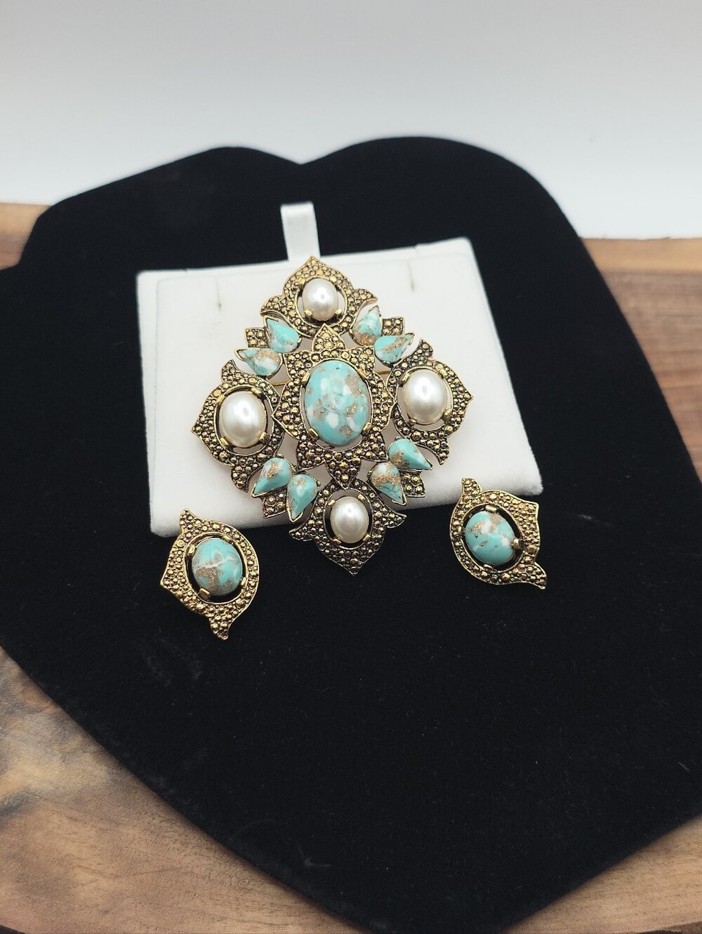 Vintage 60s Sarah Coventry Brooch Pendant Enhancer & Matching Earrings